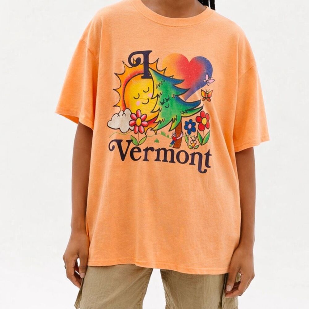 Urban Outfitters UO vermont Oversized Graphic T Shirt Orange L/XL NEW
